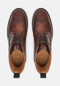 Henry Stevens Stivaletti stringati - mittelbraun