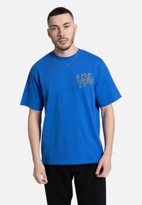Redefined Rebel UNISEX TOBIAS - Camiseta estampada - princess blue