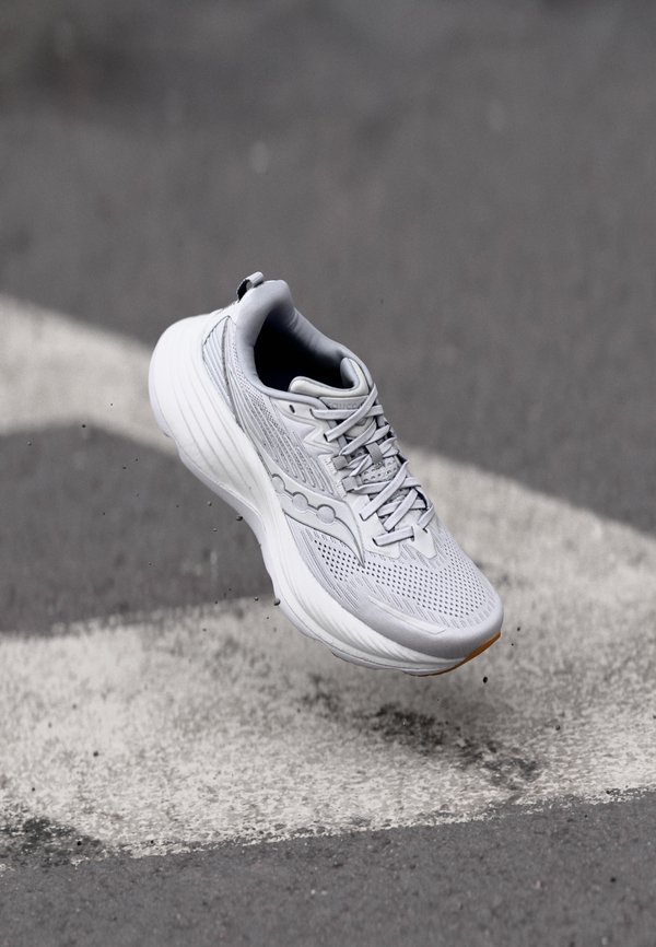 HURRICANE 24 - Road running shoes