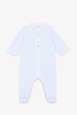 Bodie de bebé a rayas azul claro con cuello blanco, que presenta cuatro cierres de botón y pequeños detalles bordados de criaturas marinas. Fabricado en suave algodón.