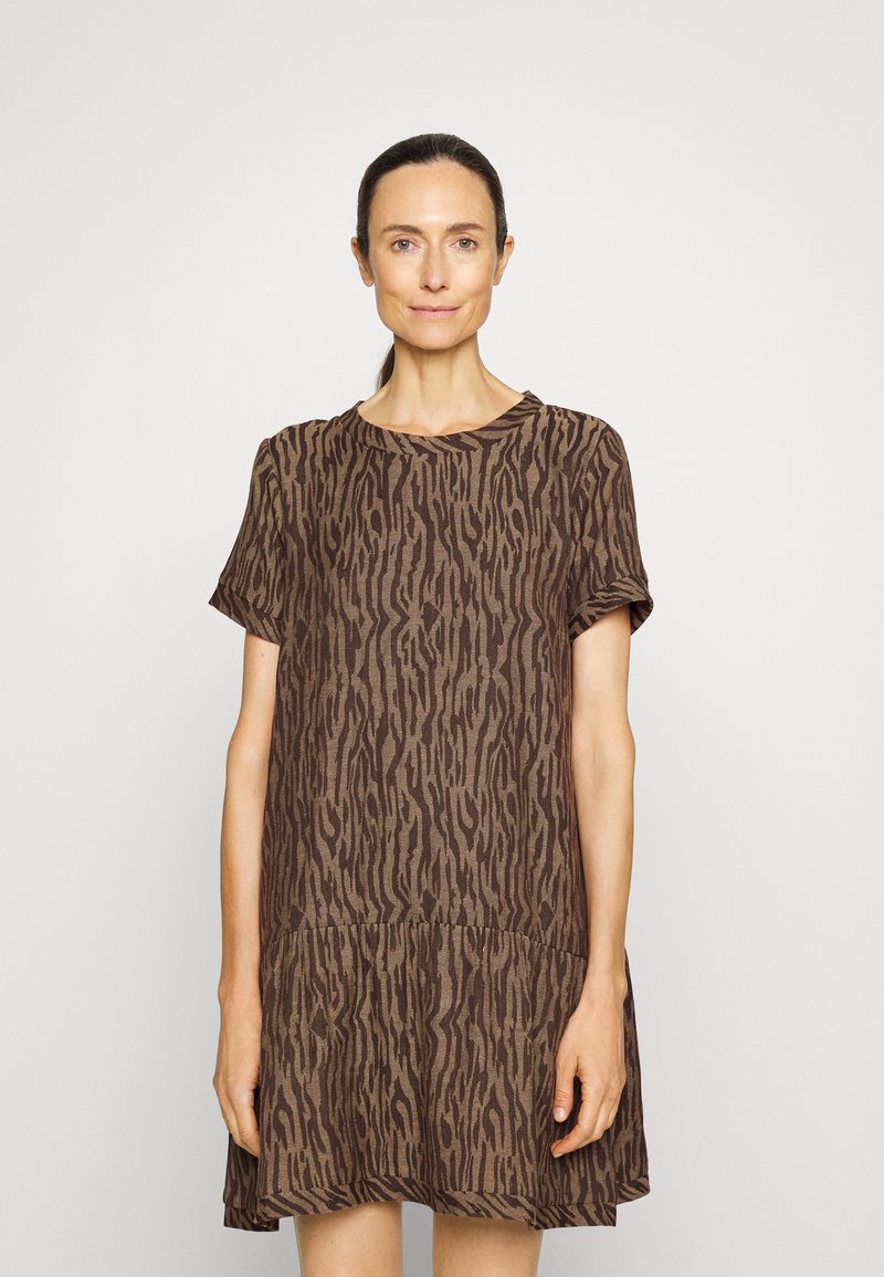 SUMMERY Copenhagen DRESS Day dress ginger snap/chestnut/camel