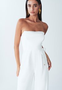 BWLDR COLETTE  - Mono - white