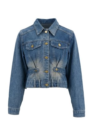 Blå, cropped denimjakke med lange ærmer, messingsknapper, brystlommer og falmet effekt på forsiden. Ingen person er synlig.
