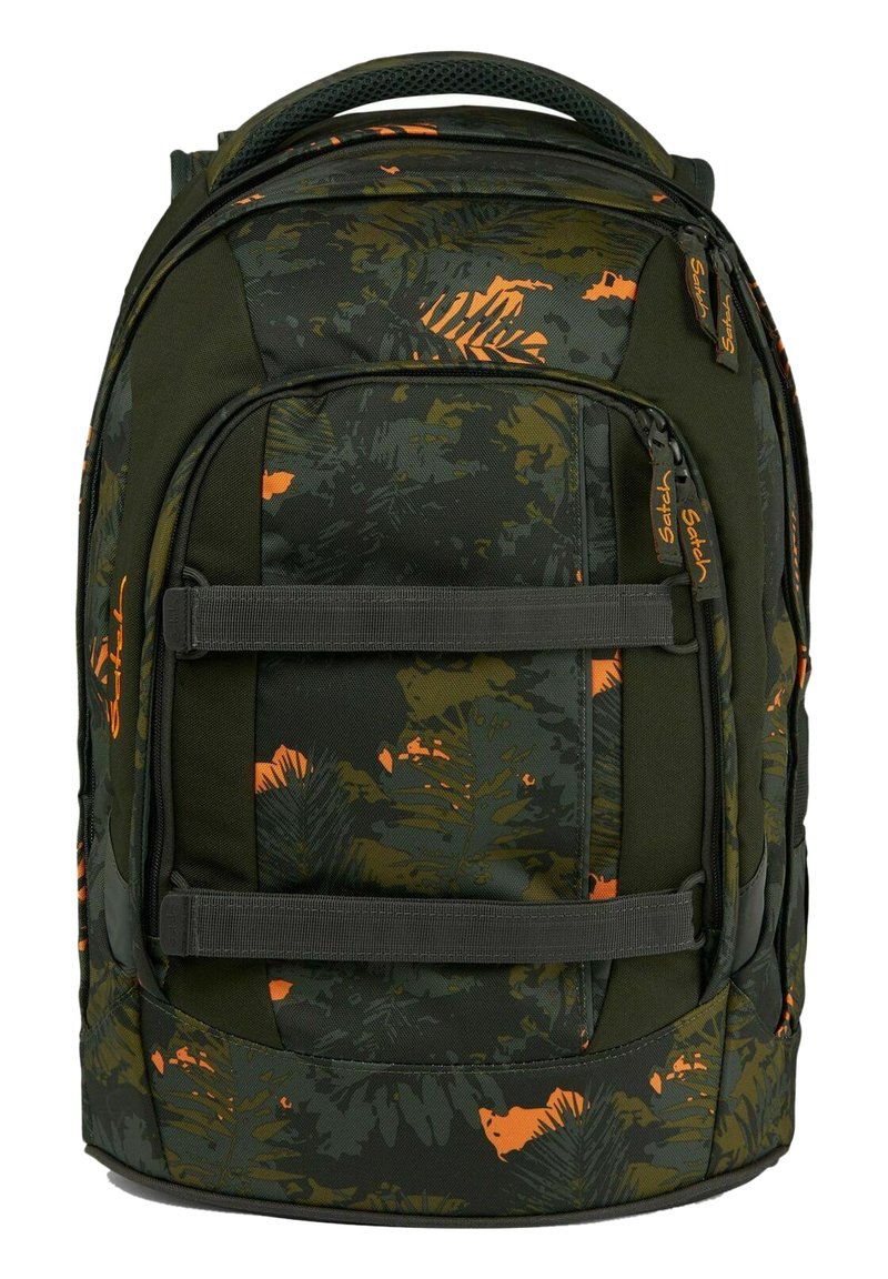 Rucksack mit einem dunkelgrünen Boden, der ein Muster aus orange- und grünem Laub zeigt. Hergestellt aus strapazierfähigem Stoff, mit zwei vorderen Riemen und Reißverschlüssen.