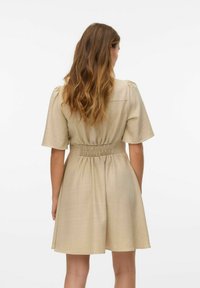 Vero Moda MELANEY KURZES  - Abito a camicia - overcast