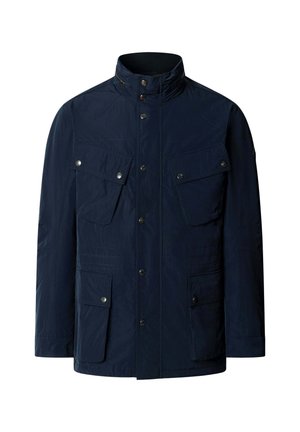 Marineblauwe herenjas met hoge kraag, voor met drukknoopsluiting en vier klepzakken met drukknoopsluiting op de borst en heupen.