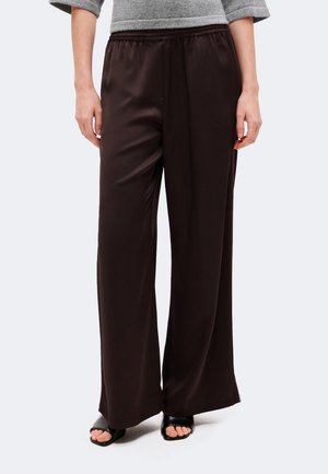 Filippa K, NOVA TROUSERS - Панталони - dark chocolate