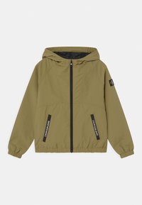Olivgrüne Kapuzenjacke mit Reißverschluss vorne, elastischen Manschetten und zwei schwarzen Reißverschlusstaschen. Mit Branding an den Taschenrändern. Leichtes Material.