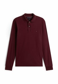 - Koszulka polo