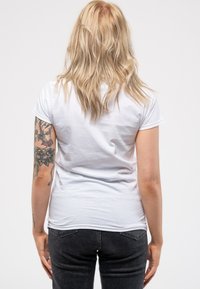 Paradiso Clothing Print T-shirt - white