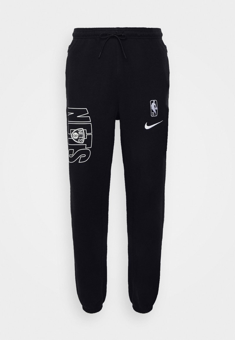 Herren Trainingsanzüge | Nike Performance NBA BROOKLYN NETS FUTURE PANT Vereinsmannschaften black/schwarz - RM72650 Herren Trainingsanzüge | Nike Performance NBA BROOKLYN NETS FUTURE PANT Vereinsmannschaften black/schwarz - RM72650