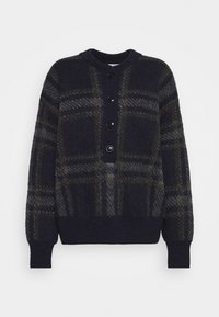 Suéter a cuadros en tonos navy y gris, confeccionado con una tela suave, con cuello redondo, mangas largas y cinco botones negros en la parte delantera.