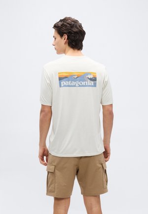 CAP COOL DAILY BOARDSHORT LOGO - Sportfelső - dyno white