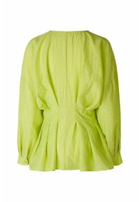 Blusa verde lime con un motivo texturizzato, design con pieghe sul retro, maniche lunghe e vestibilità ampia. Presenta un collo rotondo e polsini con bottoni.
