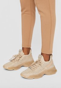 Steve Madden MAXOUT Trainers blush/nude Zalando
