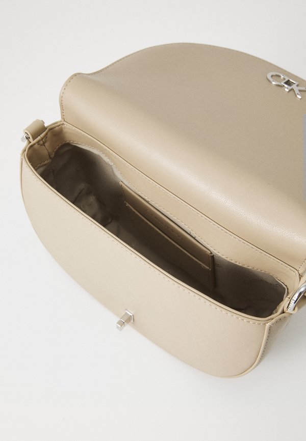 CROSSBODY SADDLE BAG - Cross body bag - crockery4