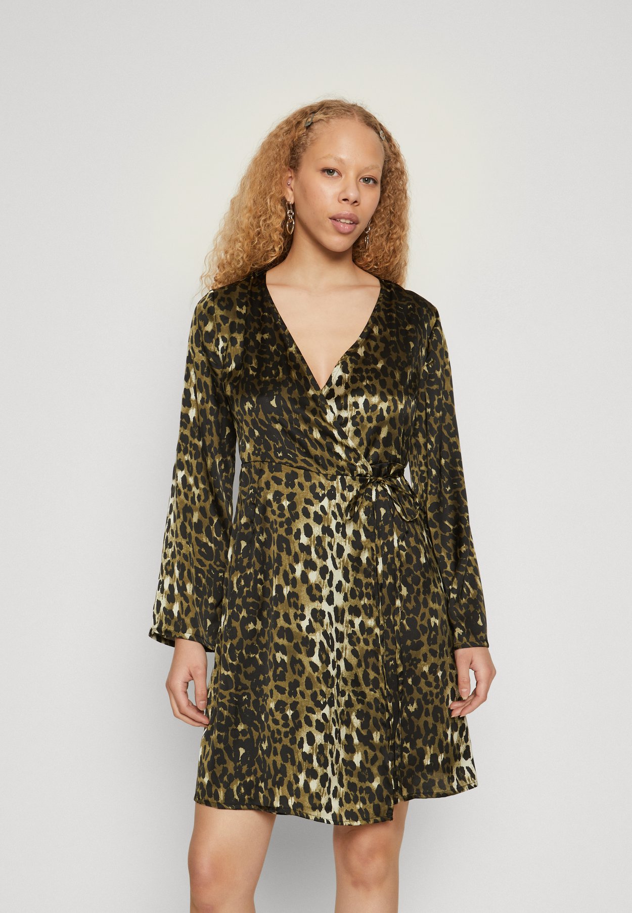 ONLLINNEA WRAP SHORT DRESS