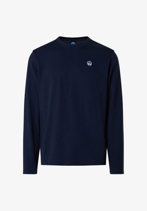 Maglietta a maniche lunghe blu navy con scollo rotondo e piccolo logo tondo sul petto sinistro che raffigura le direzioni della bussola.