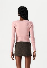 BDG Urban Outfitters Pulover - pink