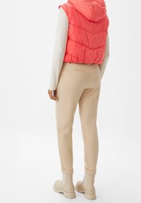 comma casual identity Weste - orange