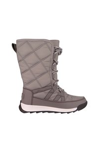 Szare, pikowane zimowe buty z teksturowanym wykończeniem, z przodu sznurowane, z wzmocnioną podeszwą i kontrastującą białą wkładką.