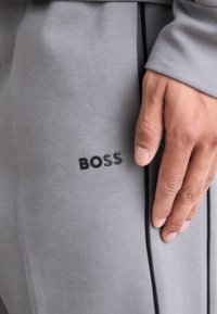 BOSS HADIKO  - Træningsbukser - dark beige