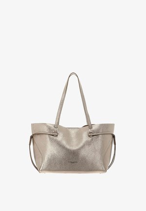 Borsa tote in pelle dalla texture metallica con due manici a spalla e una forma rettangolare leggermente morbida.