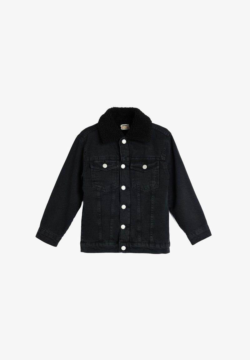 Mustat farkkuhuppari, jossa on karvainen kaulus, etupainike-kiinnitys, kaksi rintataskua ja pitkät hihat. Määrätty kangas, jossa on rento muotoilu.