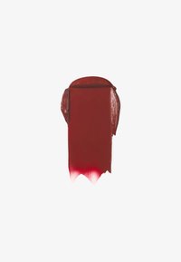 Échantillon de rouge à lèvres crème d'un rouge profond avec une texture lisse et brillante. Présente une couleur audacieuse et saturée avec un léger dégradé à la base.