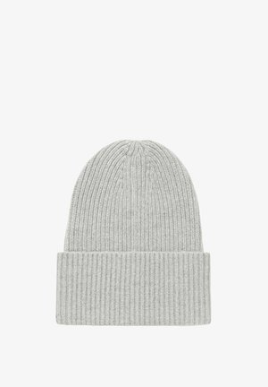 Szary dzianinowy beanie z prążkowaną teksturą, z złożonym mankietem na dole oraz miękkim, ciepłym wyglądem, odpowiednim na chłodne dni.