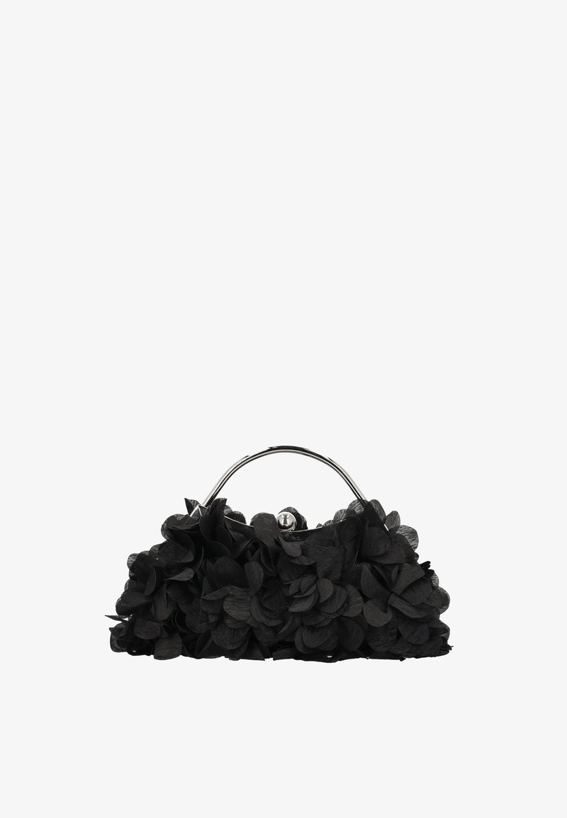 Bolso negro con un diseño floral hecho de pétalos de tela. Cuenta con un asa y cierre de metal plateado, con una apariencia texturizada y en capas.