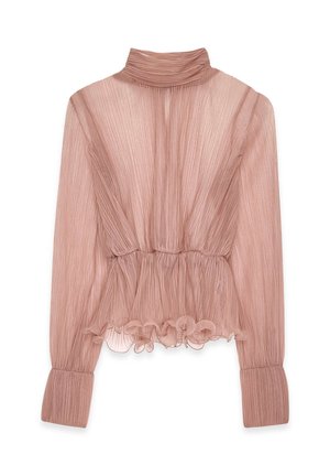Blouse plissée rose clair avec un col montant, un ourlet à volants et des manches longues, dotée d'un tissu texturé et d'une taille cintrée.