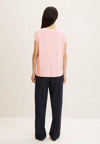 TOM TAILOR DENIM FLUENT TEE - Basic T-shirt - soft pink