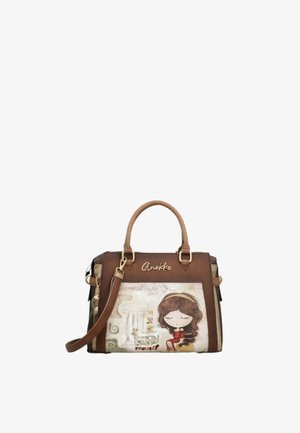 Borsa marrone con manici marrone chiaro, tracolla staccabile e una ragazza illustrata con gli occhi chiusi seduta accanto a colonne antiche.