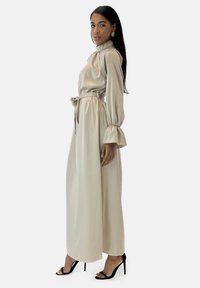 Elara ABAYA - Robe longue - beige
