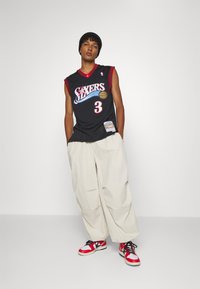 Mitchell & Ness Artykuły klubowe