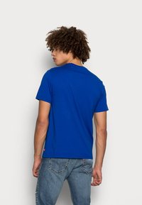 Levi's® GRAPHIC CREWNECK TEE - T-shirt estampada - surf blue