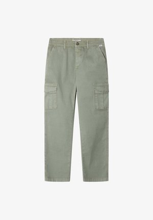 Cargo hlače iz svetlo zelene tkanine, z naravnim krojem nogavic, več stranskimi žepi in šiviljskimi podrobnostmi. Gladka tekstura in trpežen material.