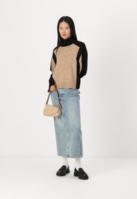 YAS YASTRISTO  - Camisola - desert taupe/black