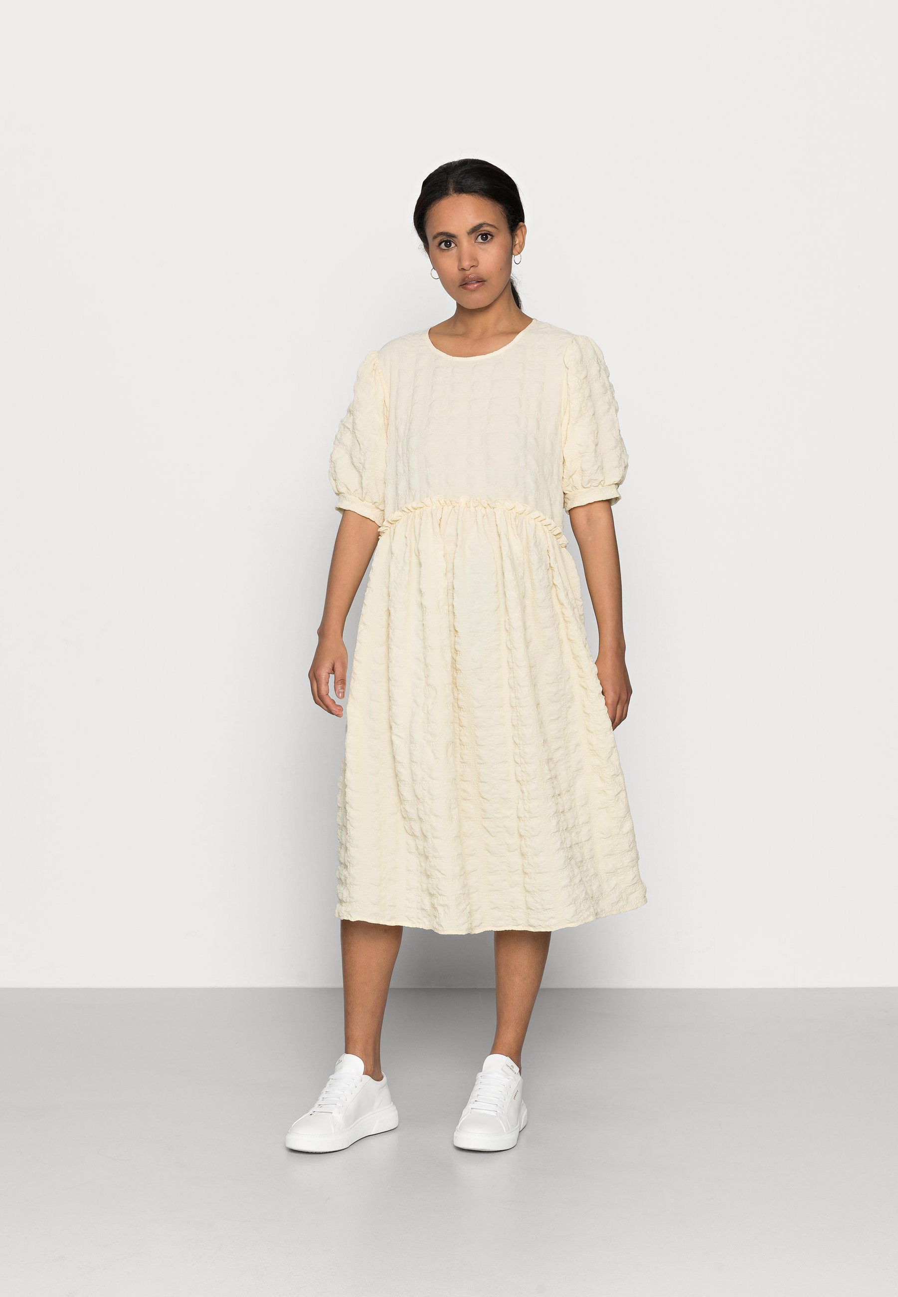 Pieces Petite PCLUDMILLA DRESS - Day 