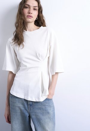 KAMILLA - T-shirt - bas - snow white