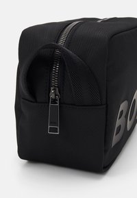 BOSS CATCH 2.0 WASHBAG - Trousse - black