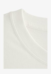 Ikke valgt, off white