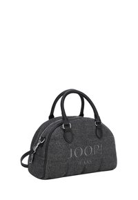 Sivkasta prešita torba z črnimi usnjenimi detajli, dvojni ročaji in zadrgo; na sprednji strani ima embossiran logotip "JOOP! JEANS".