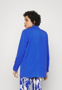 Minimum TARA  - Casaco curto - dazzling blue
