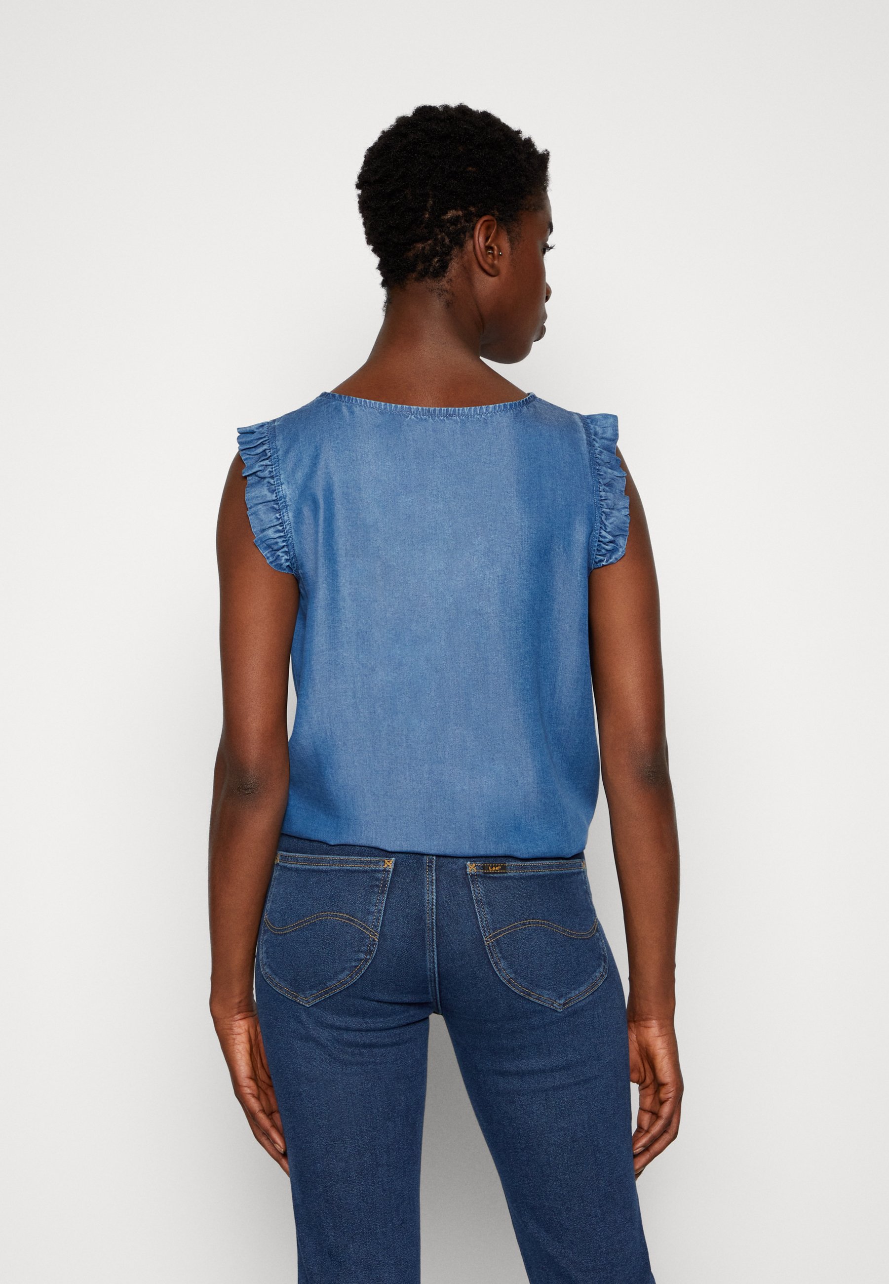 woolen shrugs for ladies