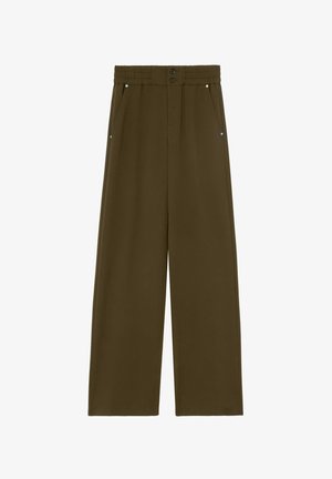 Široke hlače od tamno maslinasto zelene tkanine. Imaju elastičnu traku u struku s dva dugmeta, prednje džepove i glatku teksturu.