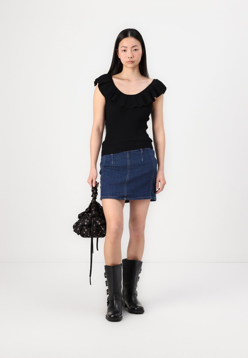 Murphy A-Line Knit Mini Skirt - White | UK