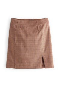 Jupe longue à carreaux marron et noir, avec des plis à l'avant et une petite fente latérale sur fond blanc.