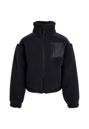 Veste polaire noire avec col montant, fermeture éclair intégrale à l'avant, manches longues, poignets élastiques et une poche poitrine zippée avec contraste de tissu.